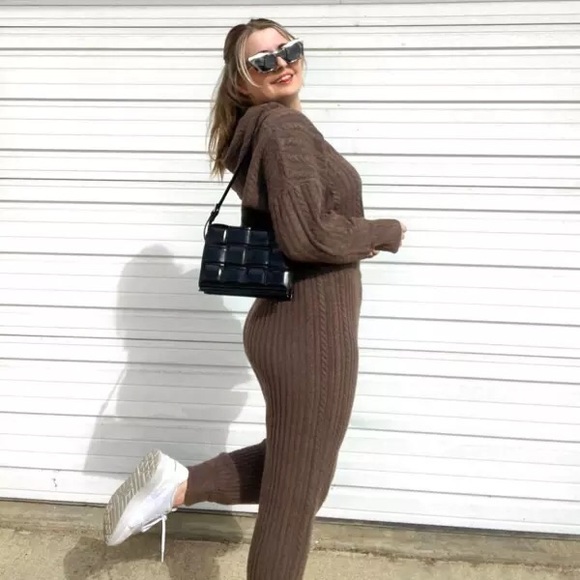 EXPRESS Super CUTE & COZY High Waisted Cable Knit Sweater Joggers SZ M Mocha - Picture 8 of 11